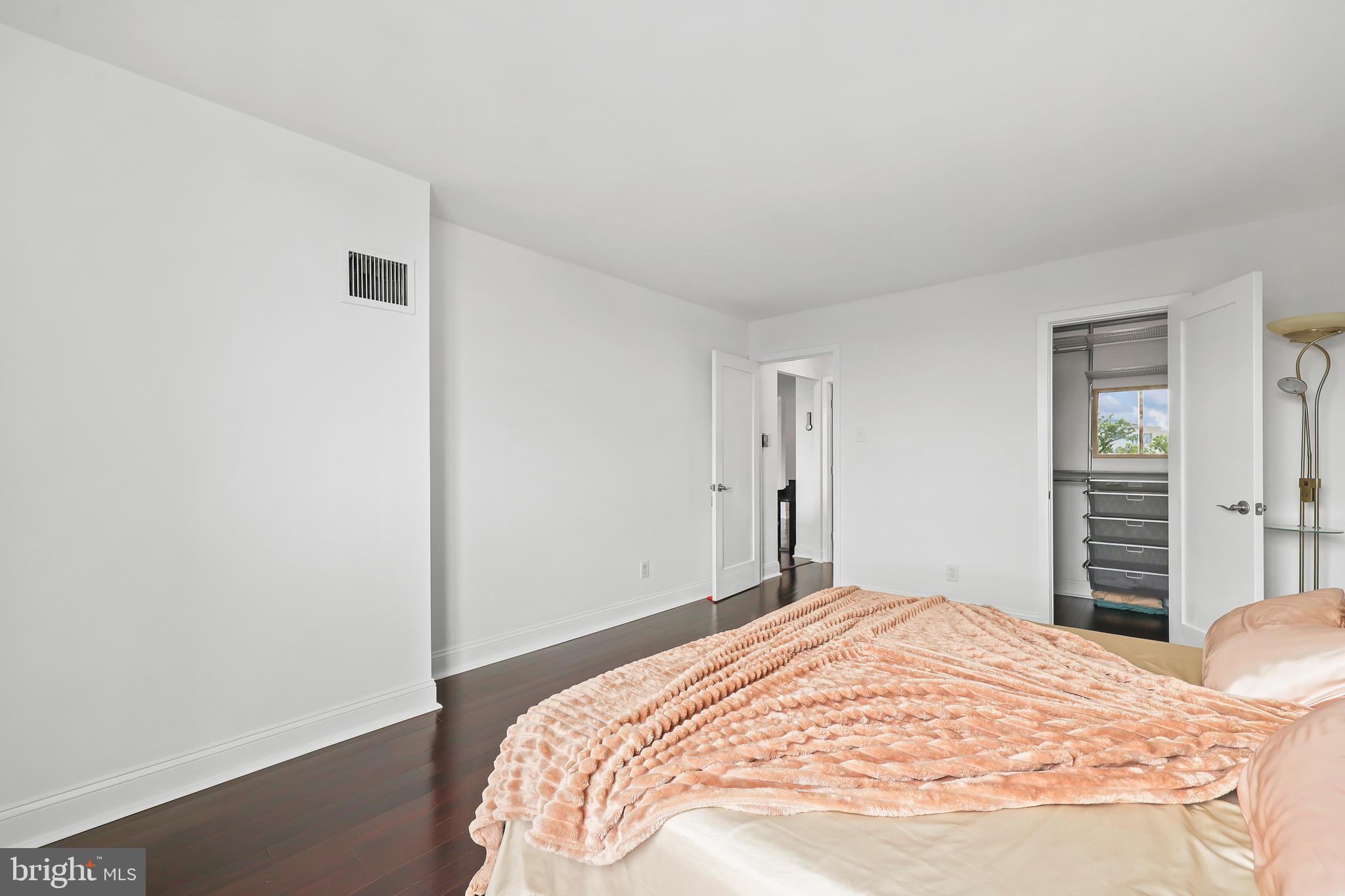 1800 Old Meadow Road, Unit 1516 McLean, VA 22102 - Photo 19 of 32