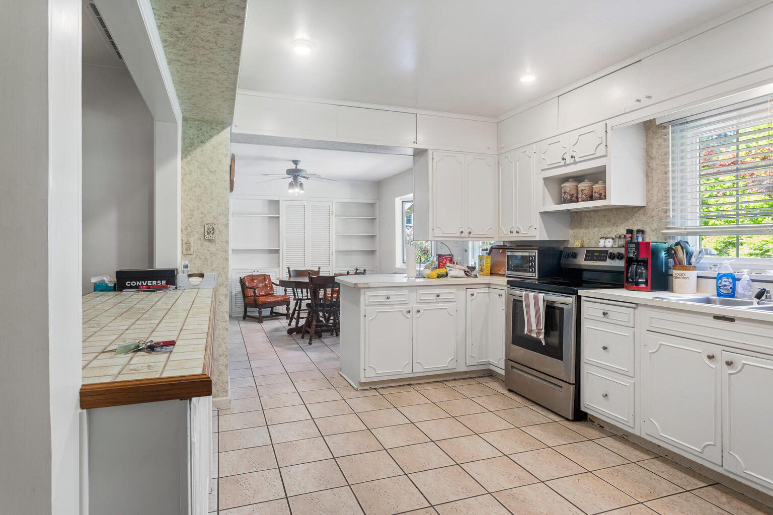 77 Greencroft Drive Champaign, IL 61821 - Photo 13 of 47