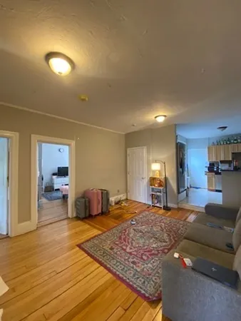 $5,000 | 10 Glenville Avenue, Unit 3, Boston, MA 02134