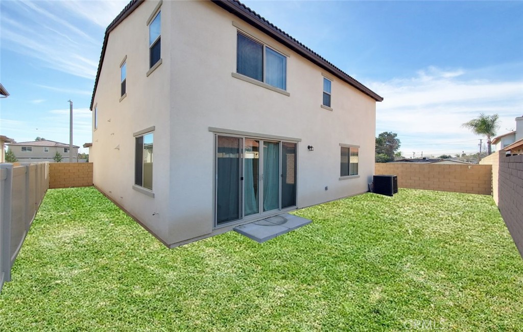 340 Lilly Rialto, CA 92376 - Photo 45 of 48