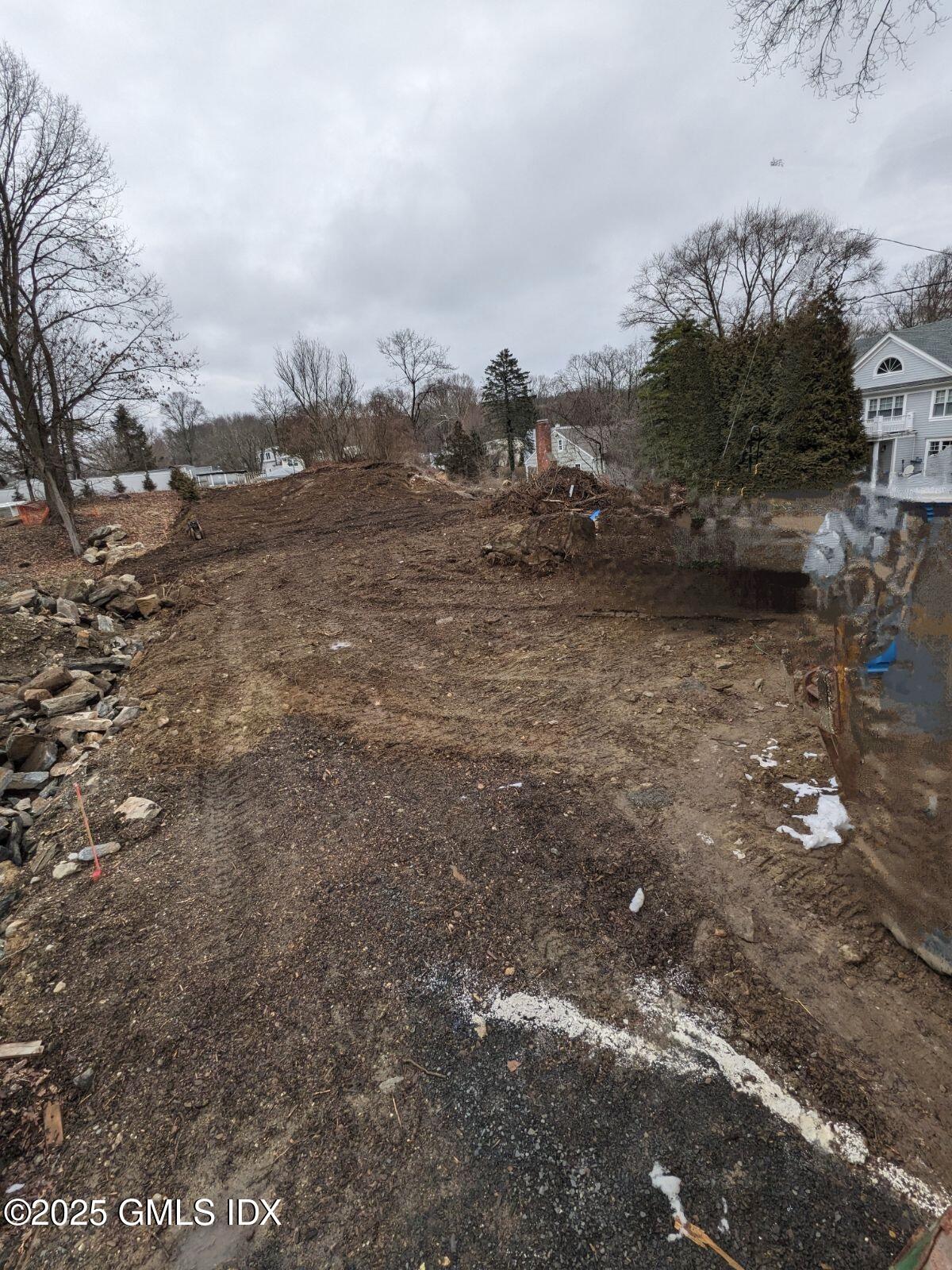 45 Sunshine Avenue Riverside, CT 06878 - Photo 2 of 7 a view of a field with trees in background
