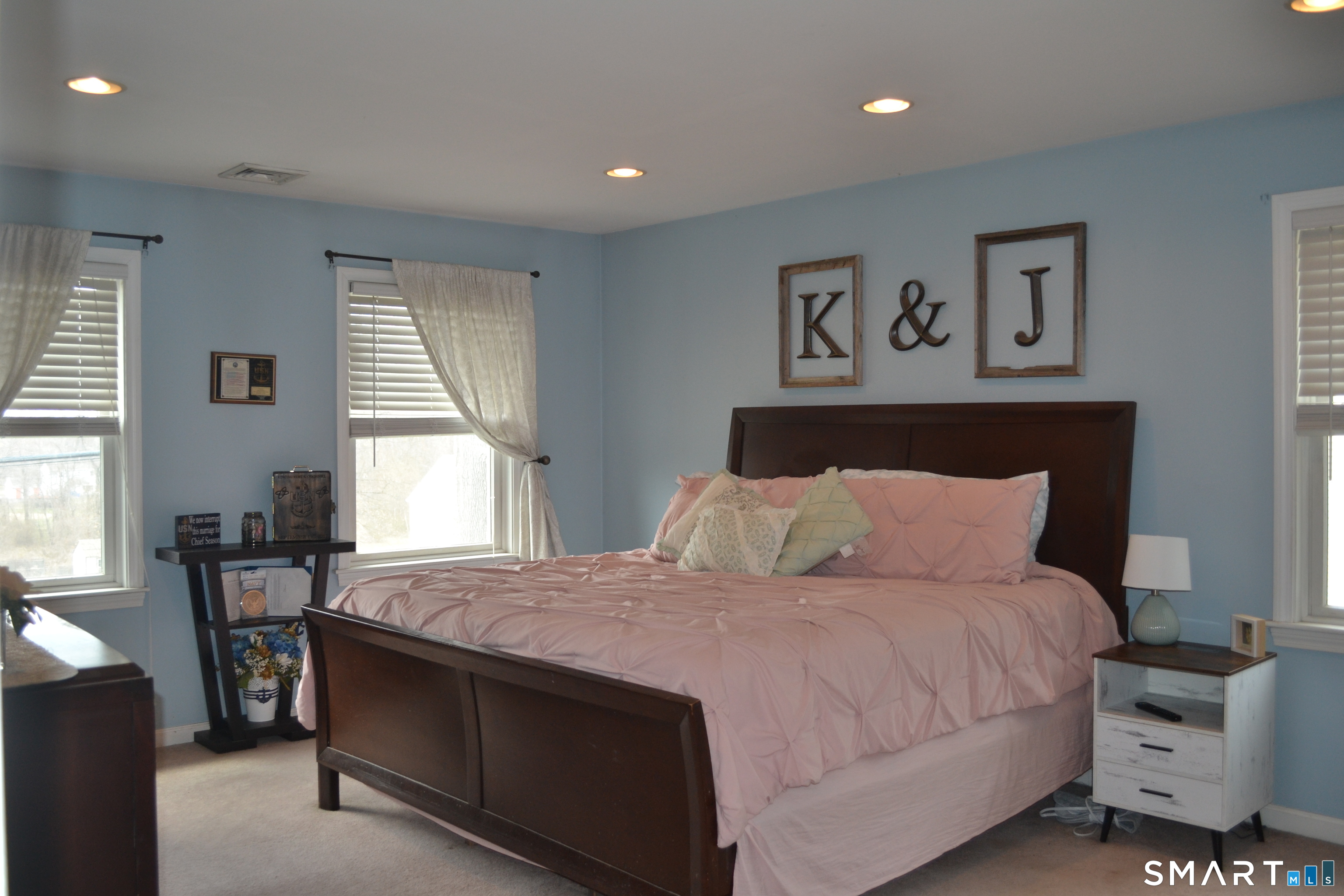 571 Old Colchester Road Montville, CT 06382 - Photo 21 of 25 Primary Bedroom