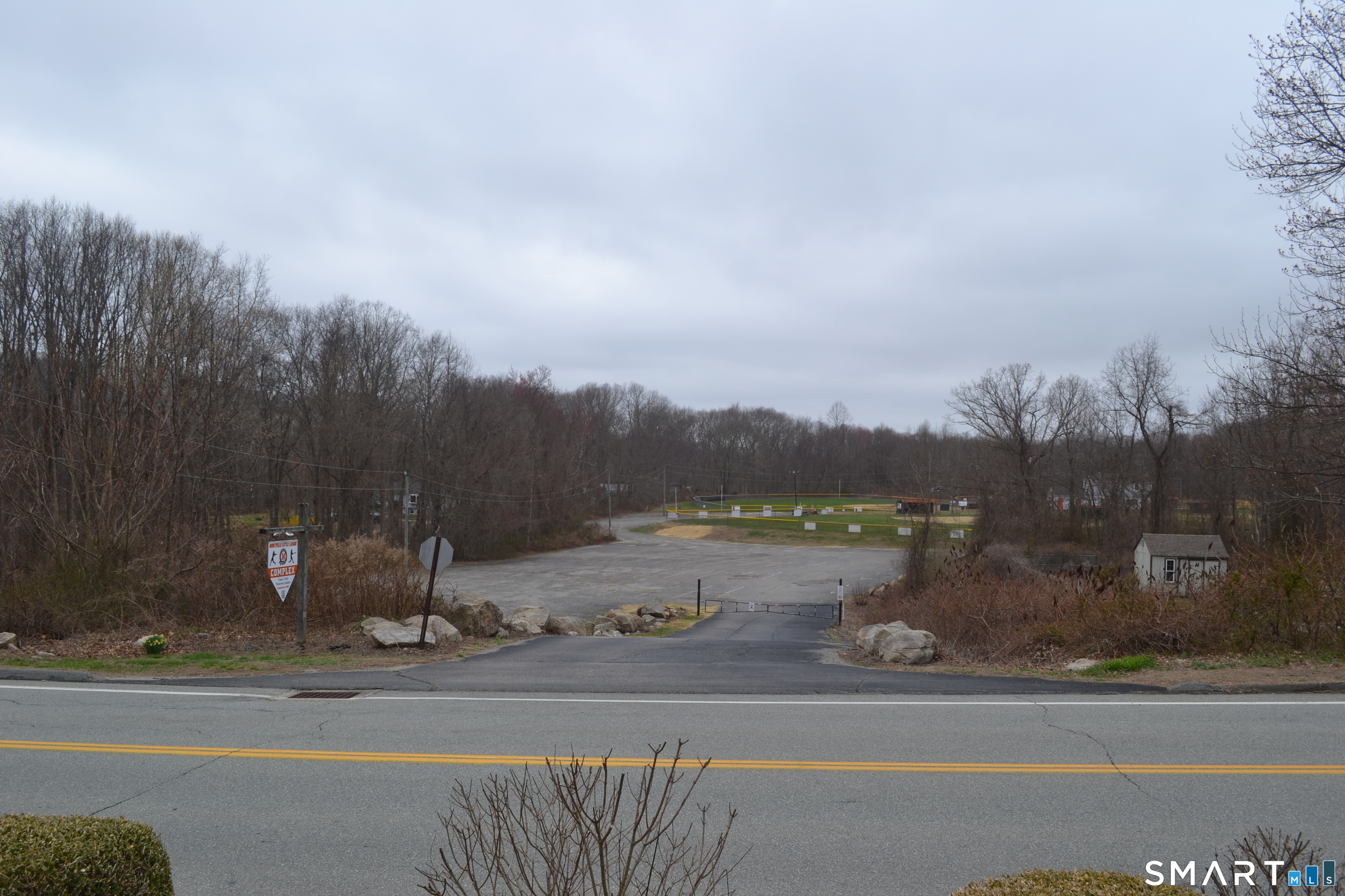 571 Old Colchester Road Montville, CT 06382 - Photo 24 of 25 Montville Little League Complex directly across the street.