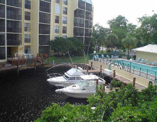 20 Royal Palm Way, Unit 203 Boca Raton, FL 33432 - Photo 1 of 9 Primary Photo