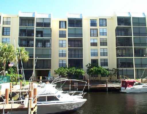 20 Royal Palm Way, Unit 203 Boca Raton, FL 33432 - Photo 4 of 9 Additional Photo