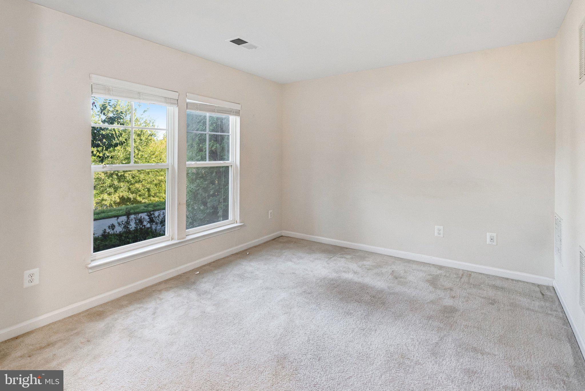 8940 Dahlgren Ridge Road Manassas, VA 20111 - Photo 25 of 36 Gallery Image 25
