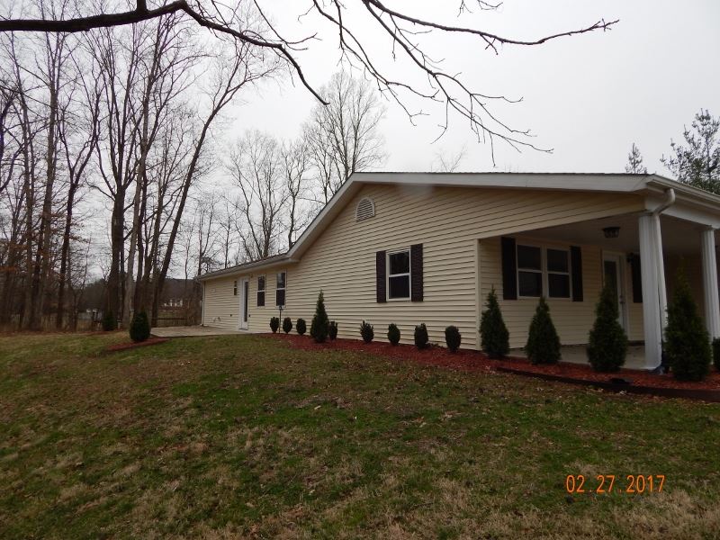 180 Kelso Road Mitchell, IN 47446 - Photo 4 of 36