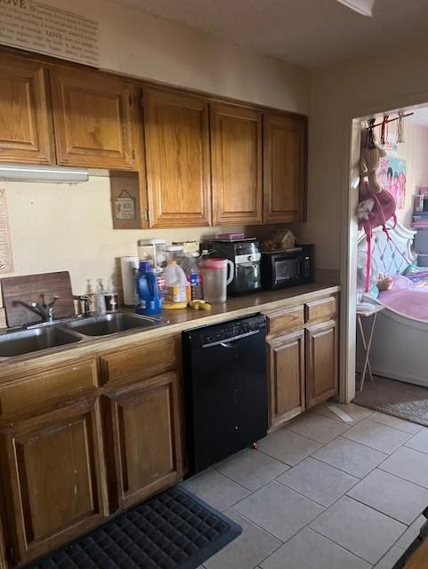 1500 Sharron Court Cleburne, TX 76033 - Photo 11 of 14 a kitchen with stainless steel appliances granite countertop a sink stove and cabinets