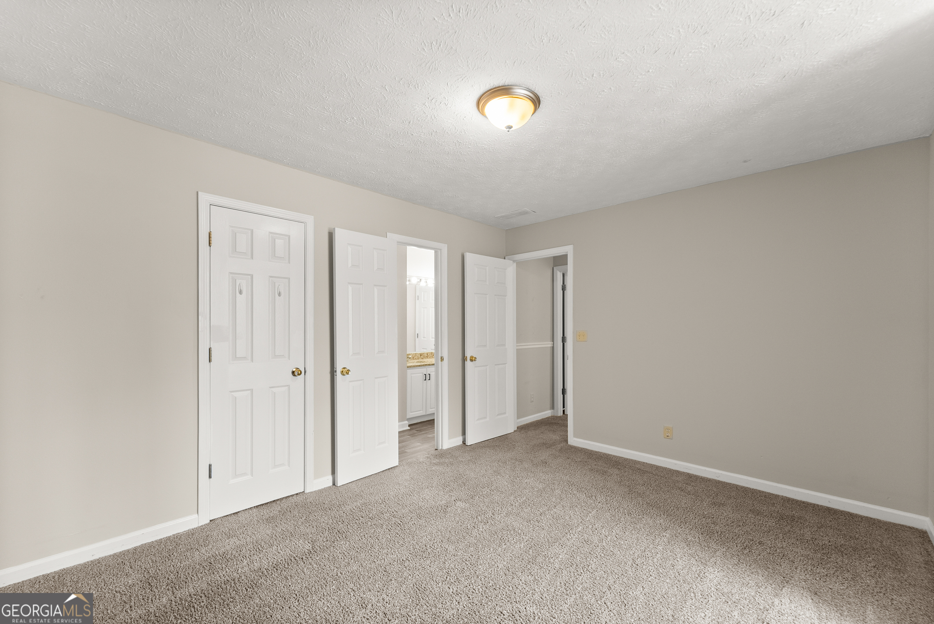 5011 Weaver Road Gainesville, GA 30507 - Photo 46 of 62 a view of an empty room