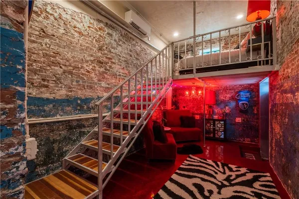 $1,899,000 | 1600 Locust Street, Kansas City, MO 64108