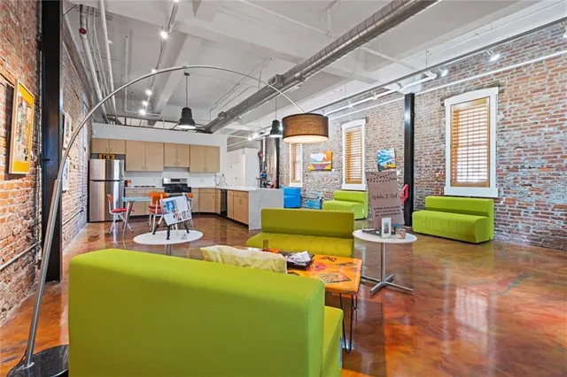 $1,899,000 | 1600 Locust Street, Kansas City, MO 64108