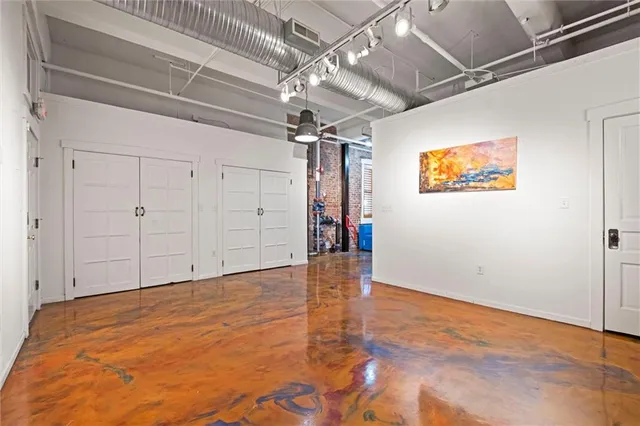 $1,899,000 | 1600 Locust Street, Kansas City, MO 64108