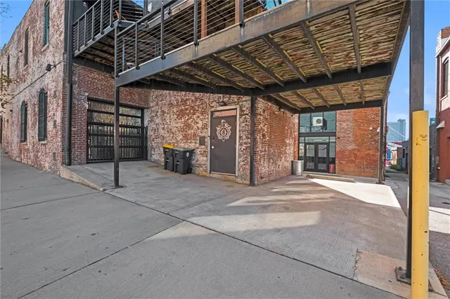 $1,899,000 | 1600 Locust Street, Kansas City, MO 64108