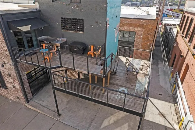 $1,899,000 | 1600 Locust Street, Kansas City, MO 64108