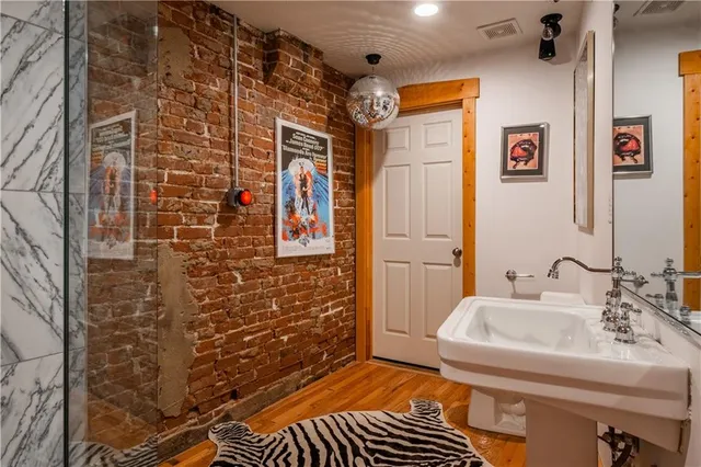 $1,899,000 | 1600 Locust Street, Kansas City, MO 64108