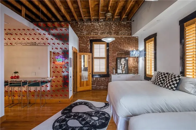 $1,899,000 | 1600 Locust Street, Kansas City, MO 64108