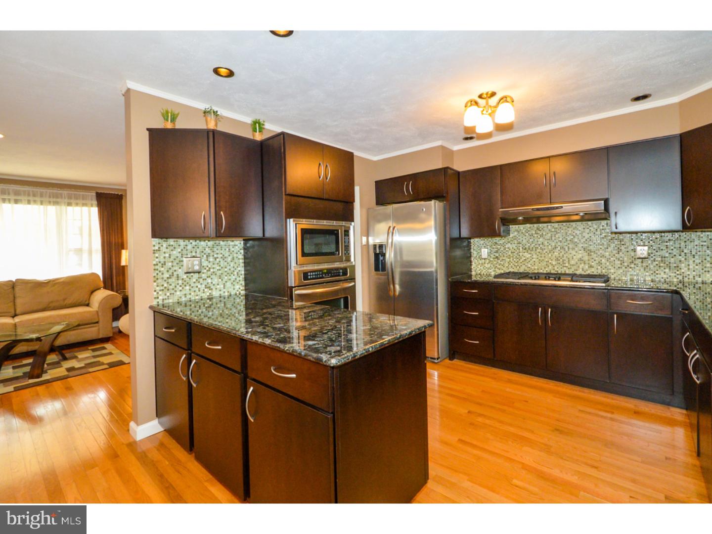 409 Poplar Road Flourtown, PA 19031 - Photo 11 of 25 Kitchen
