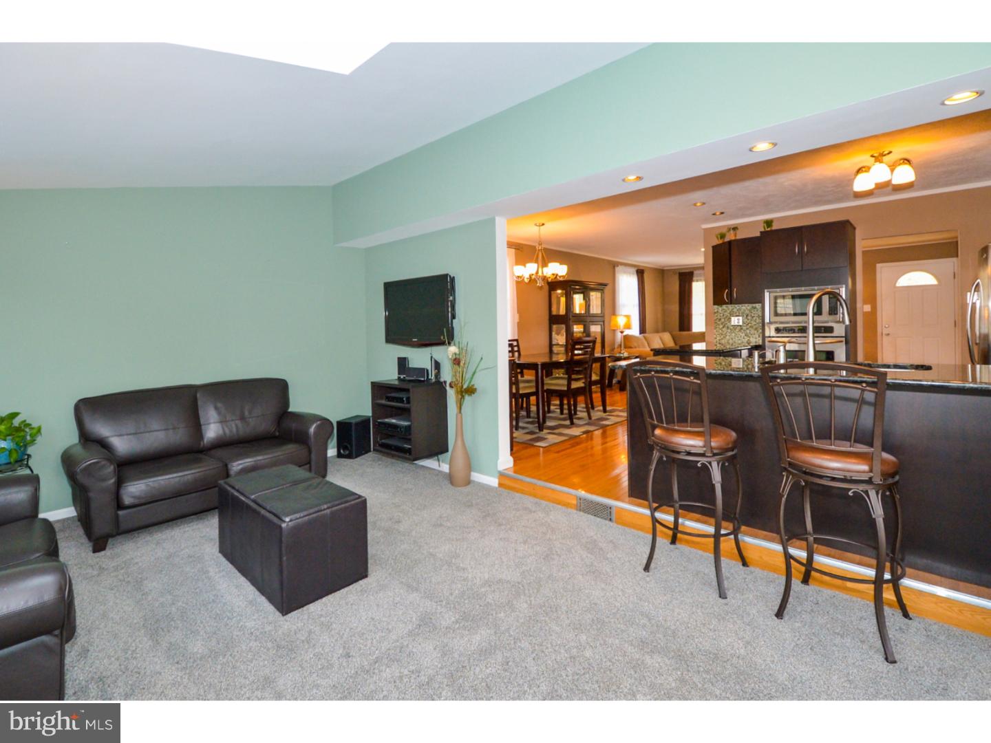 409 Poplar Road Flourtown, PA 19031 - Photo 15 of 25 Family Room