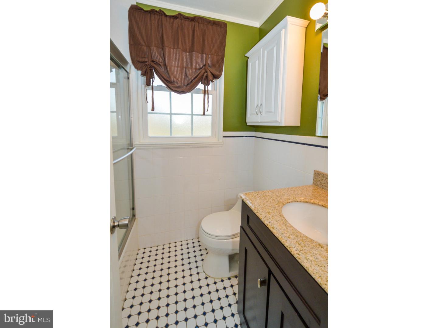 409 Poplar Road Flourtown, PA 19031 - Photo 24 of 25 Bathroom