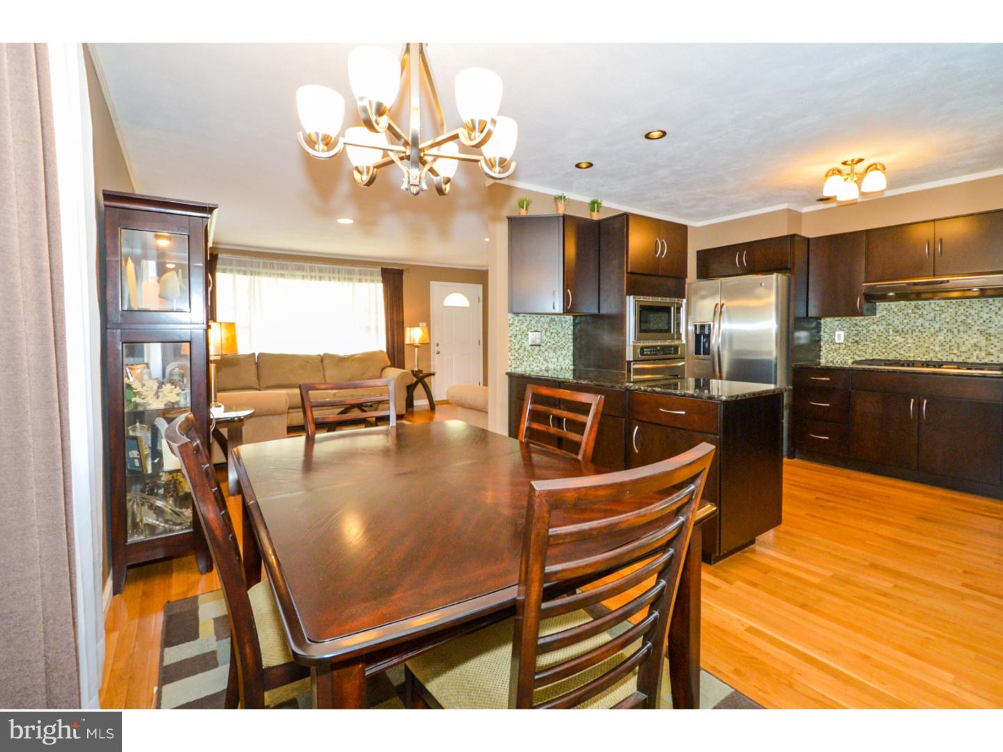 409 Poplar Road Flourtown, PA 19031 - Photo 9 of 25 Dining Room