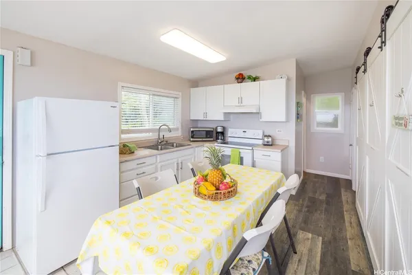 $1,750,000 | 53-797 Kamehameha Highway, Hauula, HI 96717