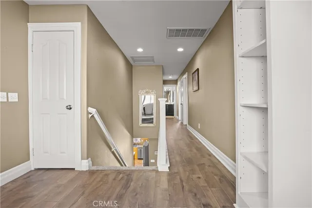 $999,989 | 29724 Castlebury Place, Castaic, CA 91384