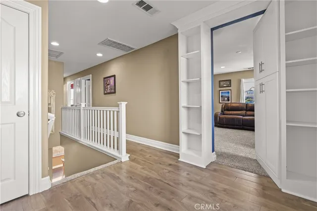 $999,989 | 29724 Castlebury Place, Castaic, CA 91384