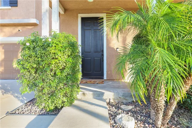 $999,989 | 29724 Castlebury Place, Castaic, CA 91384