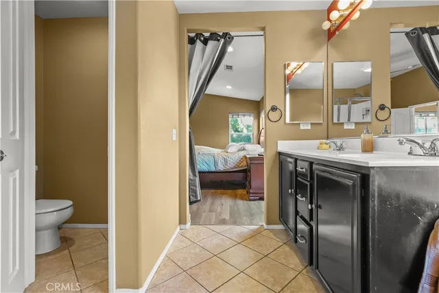 $999,989 | 29724 Castlebury Place, Castaic, CA 91384