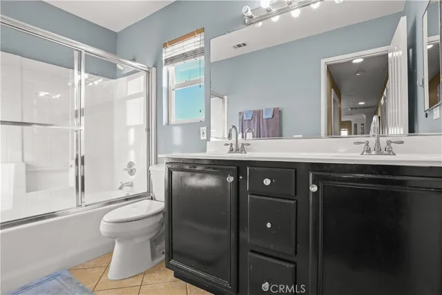 $999,989 | 29724 Castlebury Place, Castaic, CA 91384