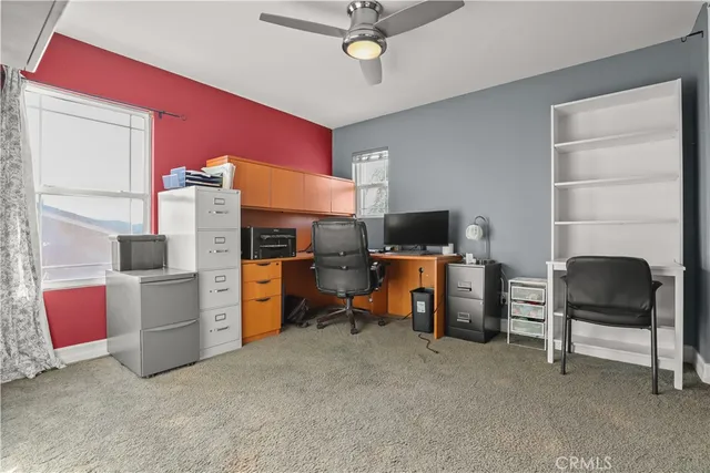 $999,989 | 29724 Castlebury Place, Castaic, CA 91384