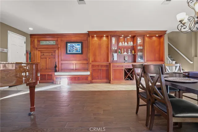 $999,989 | 29724 Castlebury Place, Castaic, CA 91384