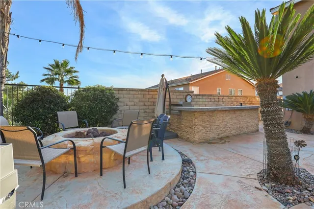 $999,989 | 29724 Castlebury Place, Castaic, CA 91384