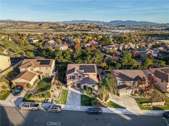 $999,989 | 29724 Castlebury Place, Castaic, CA 91384