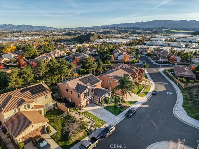 $999,989 | 29724 Castlebury Place, Castaic, CA 91384