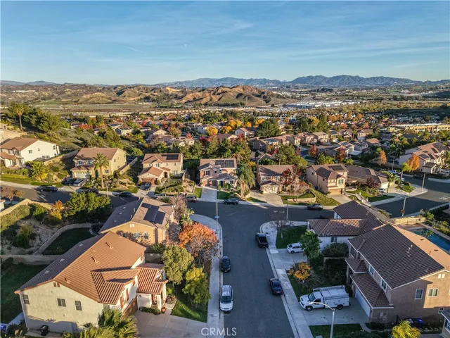 $999,989 | 29724 Castlebury Place, Castaic, CA 91384