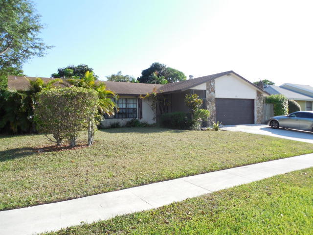 228 Bobwhite Road Royal Palm Beach, FL 33411 - Photo 2 of 10 20150414231752821891000000-o