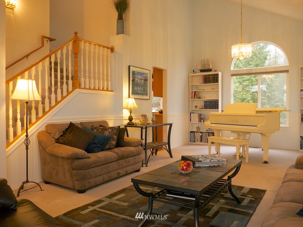 9621 South 194th Street Renton, WA 98055 - Photo 2 of 15