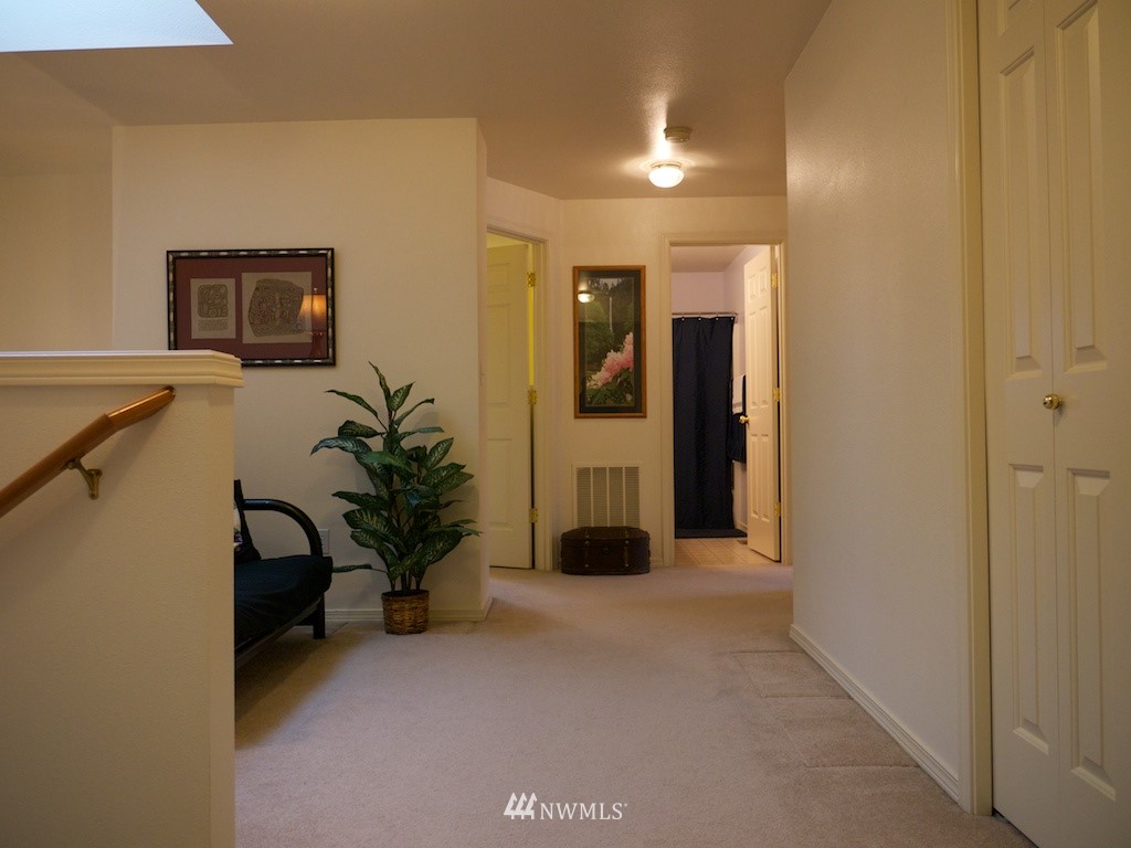 9621 South 194th Street Renton, WA 98055 - Photo 10 of 15