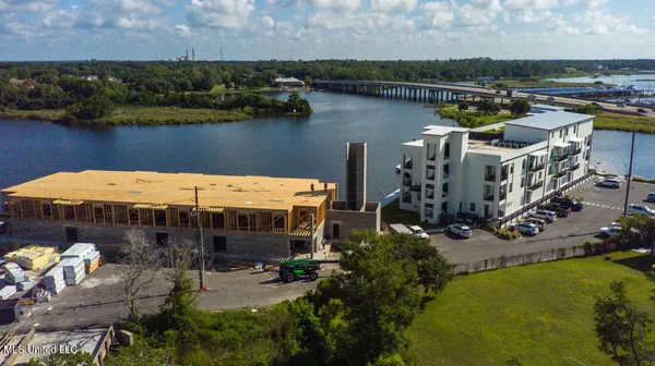 $280,000 | 1302 Magnolia Street, Unit 203, Gulfport, MS 39507