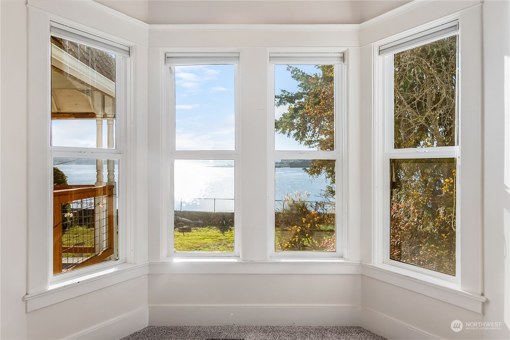315 Shore Drive Bremerton, WA 98310 - Photo 12 of 38 a view of an entryway with a window