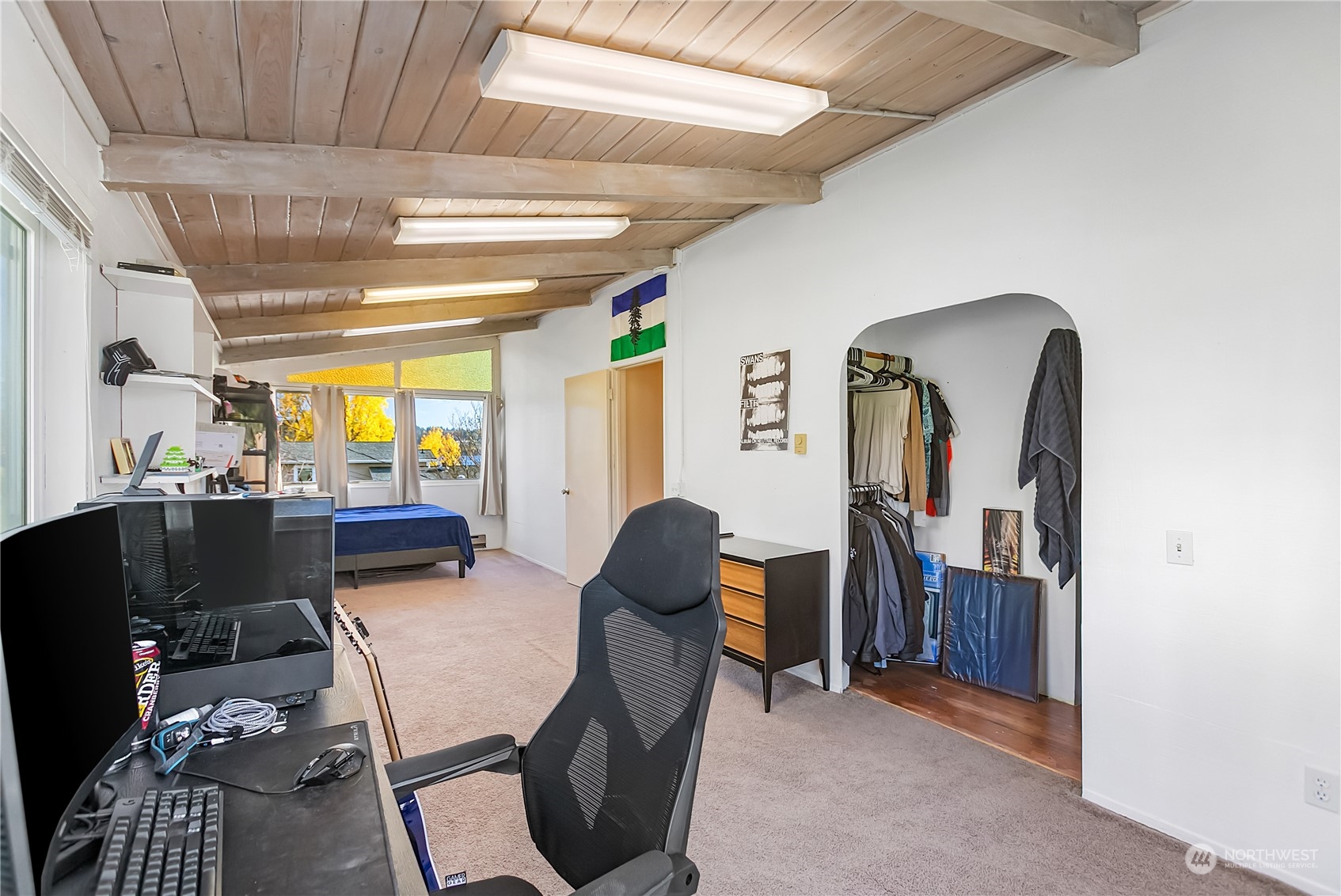 315 Shore Drive Bremerton, WA 98310 - Photo 28 of 38 a view of a livingroom with furniture and a window