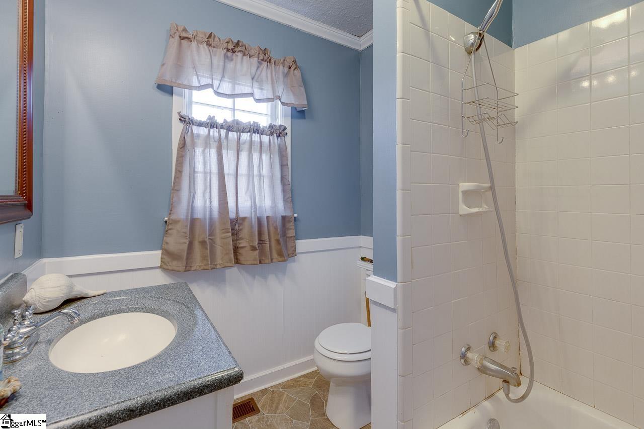 111 Trammell Road Marietta, SC 29661 - Photo 24 of 28