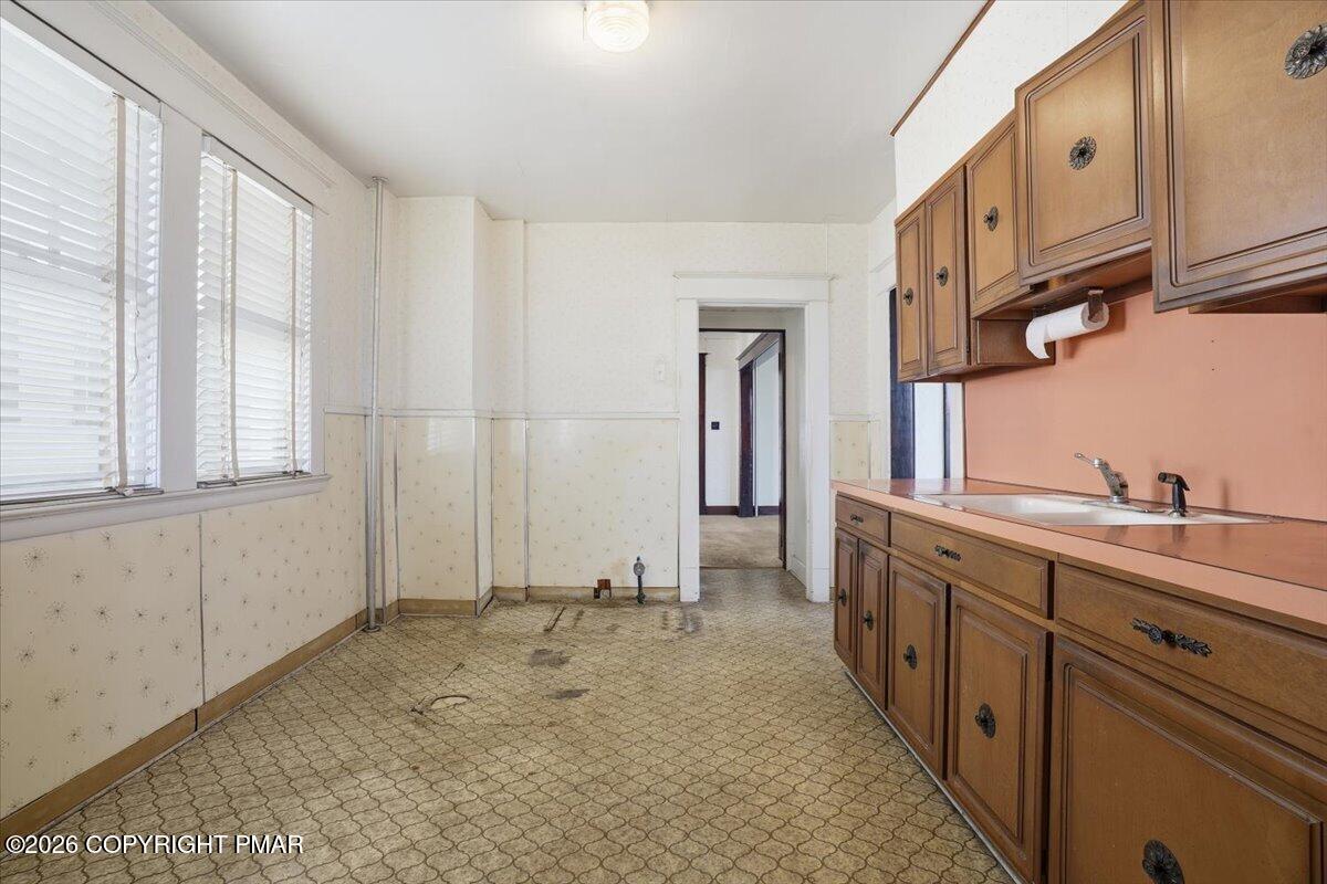 539 Harrison Avenue Scranton, PA 18510 - Photo 25 of 129 025-049_Photo Apr 27 2026, 2 47 42 PM