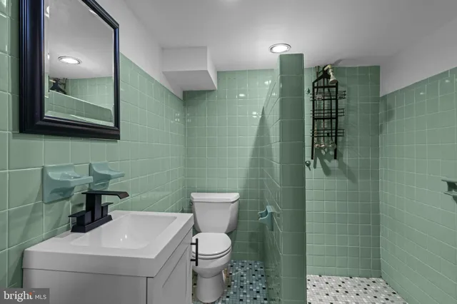 $3,850 | 114 Frost Lane, Newtown, PA 18940