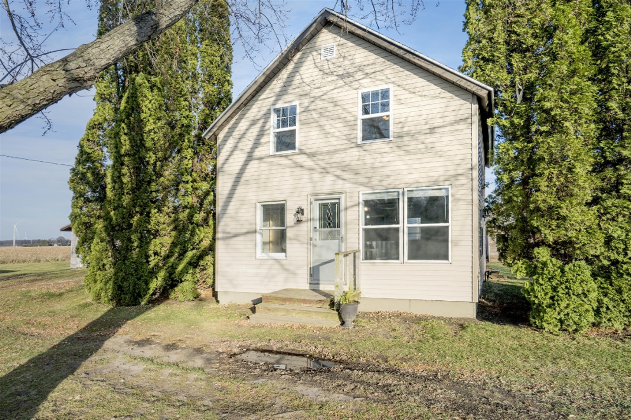 7495 South Warner Road Elwell, MI 48832 - Photo 2 of 21
