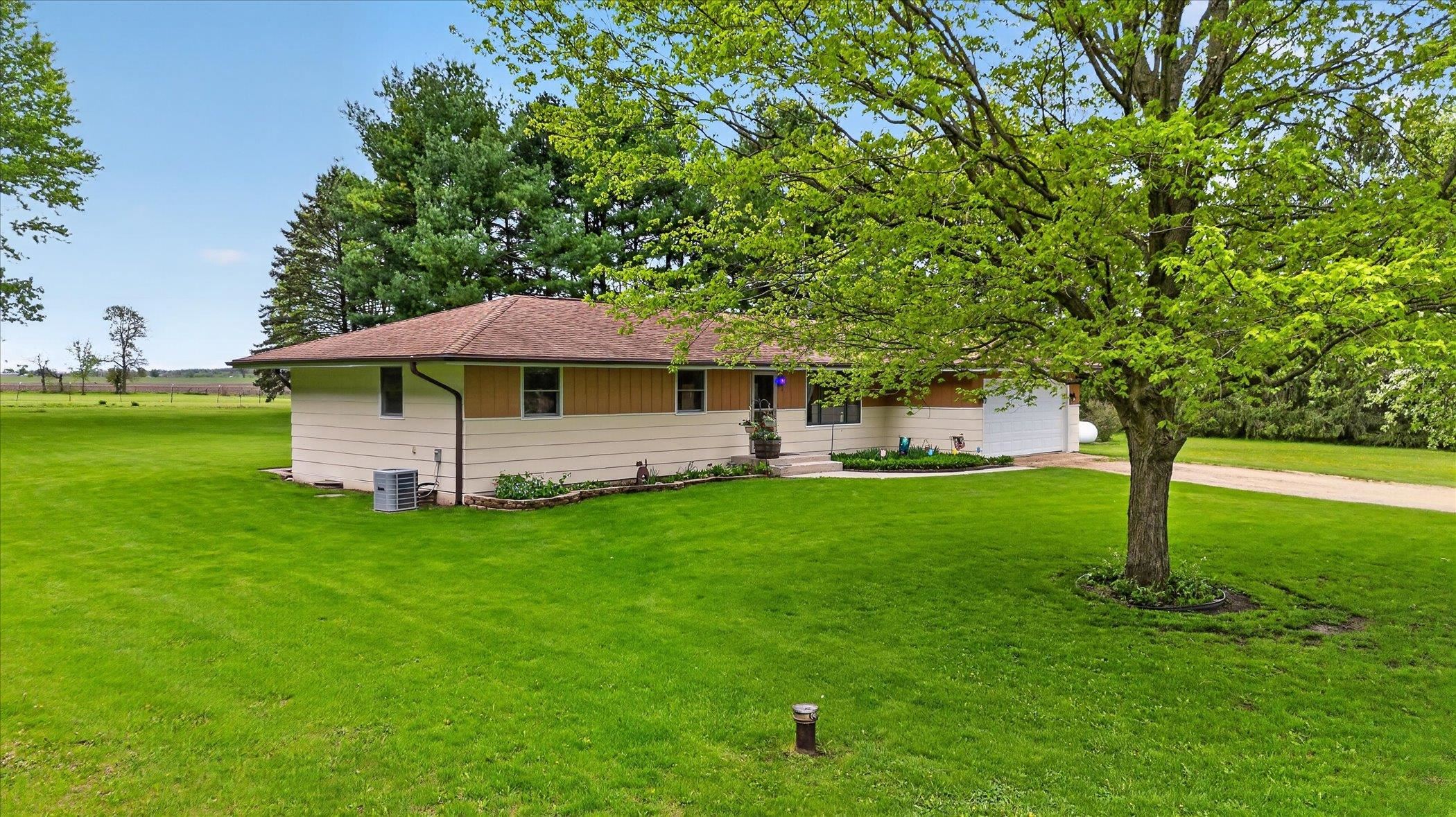 7724 Stephens Road Rockton, IL 61072 - Photo 37 of 43 Gallery Image 37