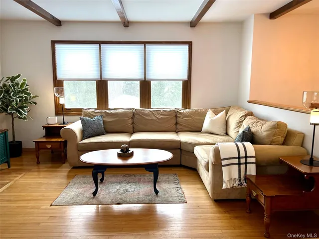 $525,000 | 34 Old Road, Windham, NY 12496