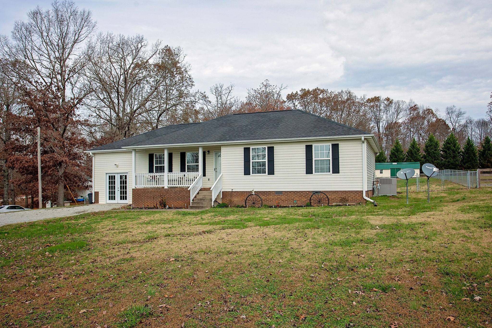 1063 Lewis Road Burns, TN 37029 - Photo 3 of 21 Gallery Image 3