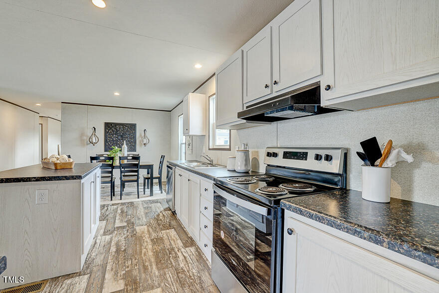 87 Old Daughtry Road Smithfield, NC 27577 - Photo 3 of 11 3